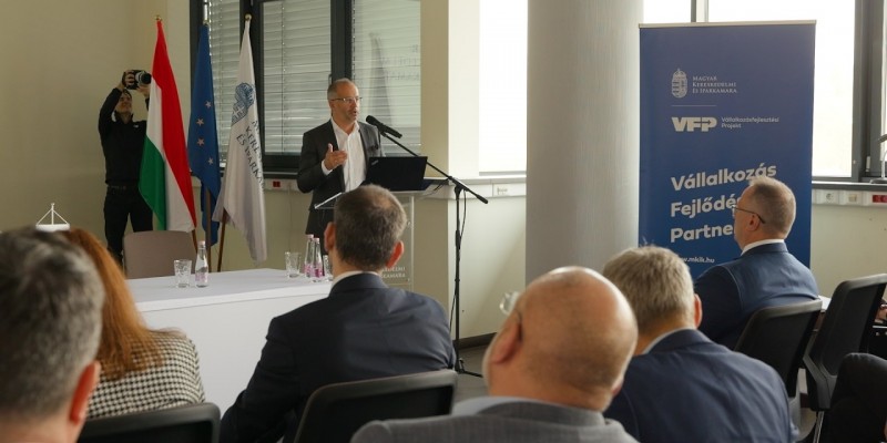 Vállalkozásfejlesztés okosan: 12 millió Ft támogatás, 1-10 fős vállalkozásoknak!